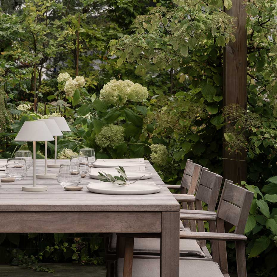 Teya Portabel Bordslampa Off-White