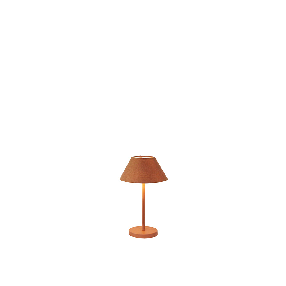 Watt & Veke Teya Portabel Bordslampa Terracotta