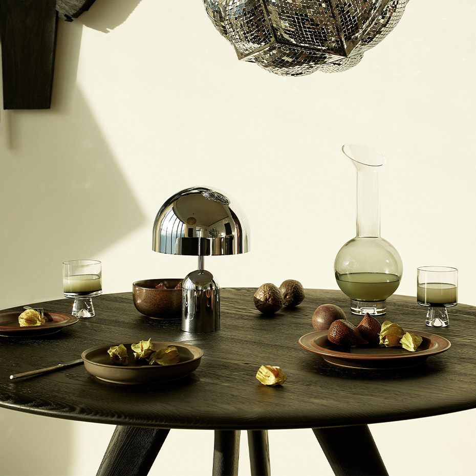 Bell Portable LED Bordslampa Copper