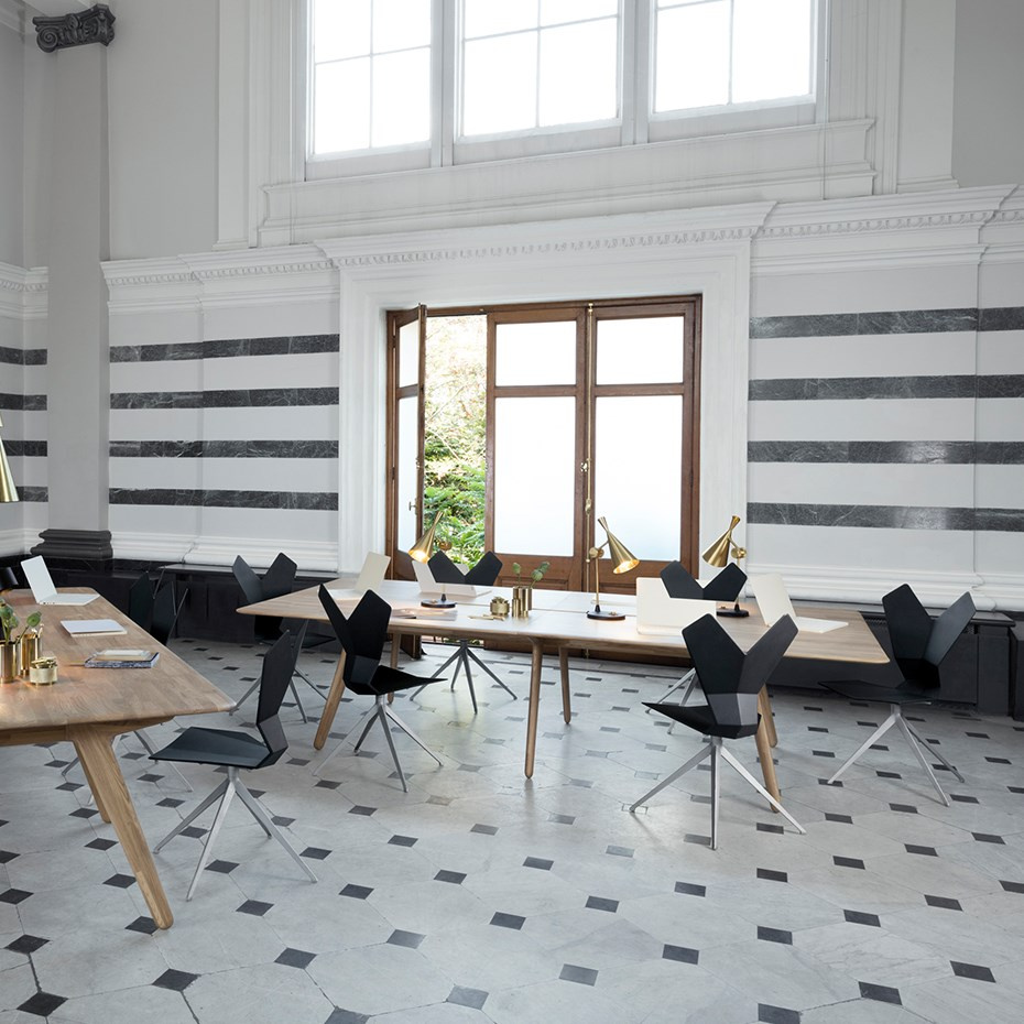 Beat Light Bordslampa Black