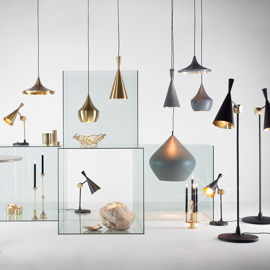 Beat Light Bordslampa Brass