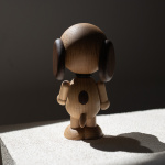 Peanut x Snoopy™ Small Smoked Oak Peanut x Snoopy™ Small Smoked Oak