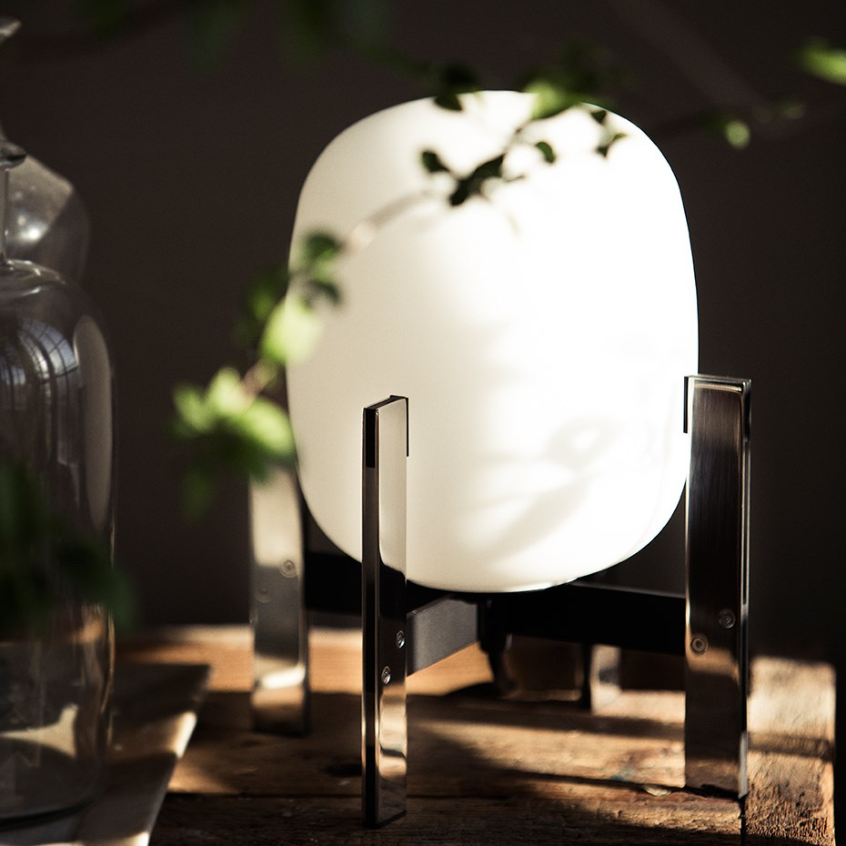 Cestita Metálica Bordslampa