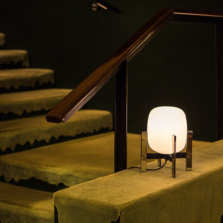 Cestita Metálica Bordslampa