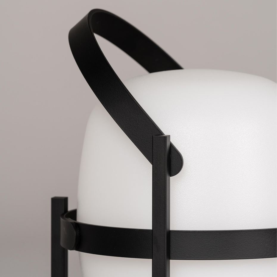 Cestita Alubat Bordslampa Black