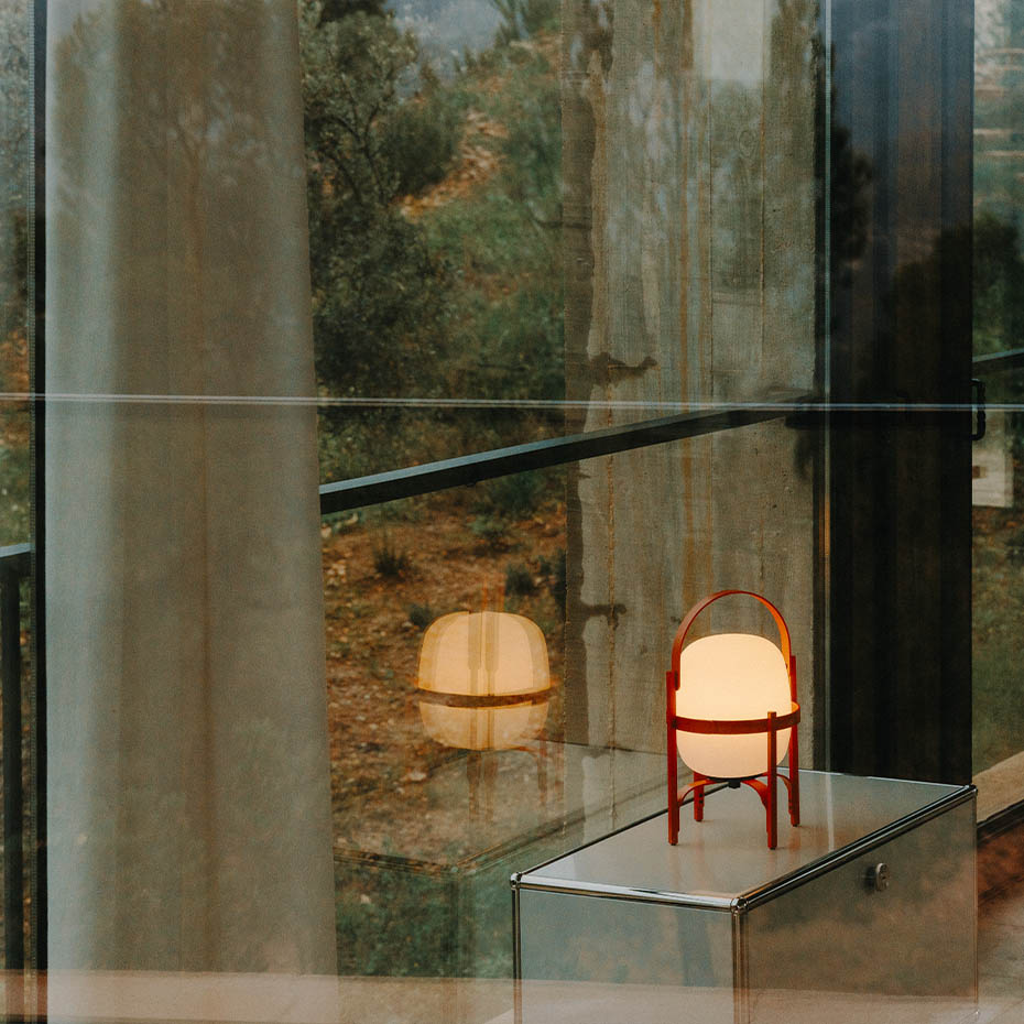 Cestita Alubat Bordslampa Reddish Orange