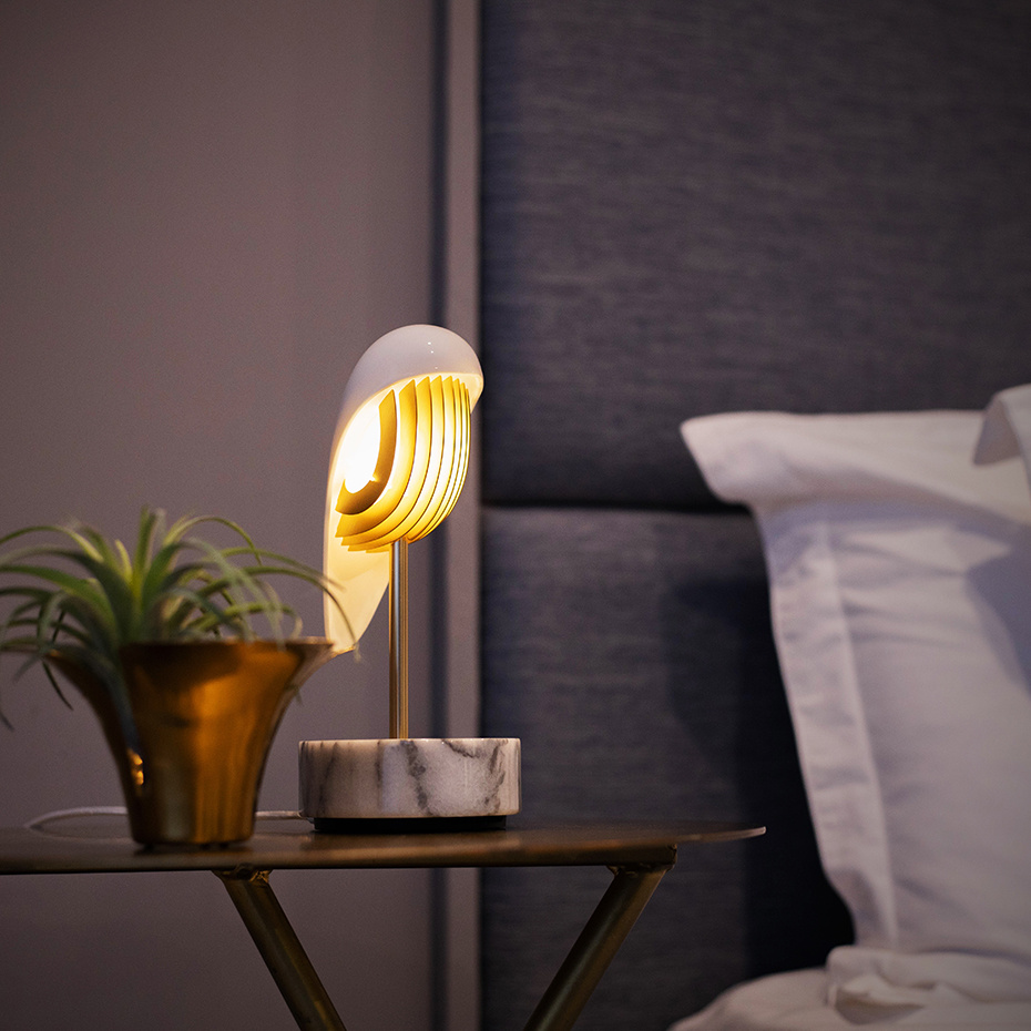 Whisper Bordslampa & Väckarklocka White Gold