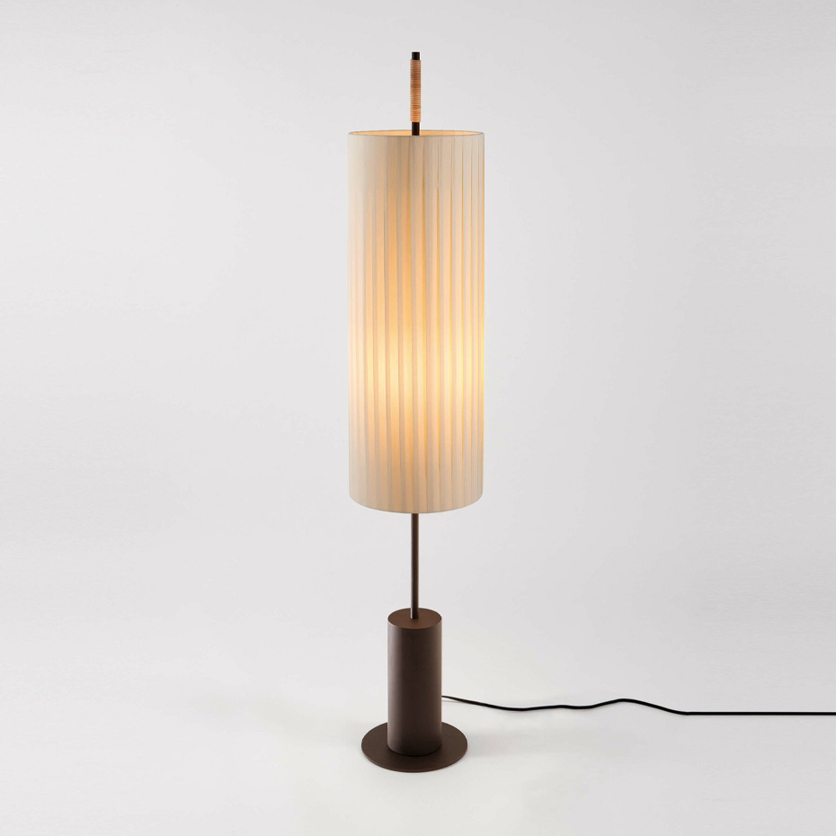Dórica Golvlampa Dark Brown/Natural Ribbon Med Stabiliserande Fot
