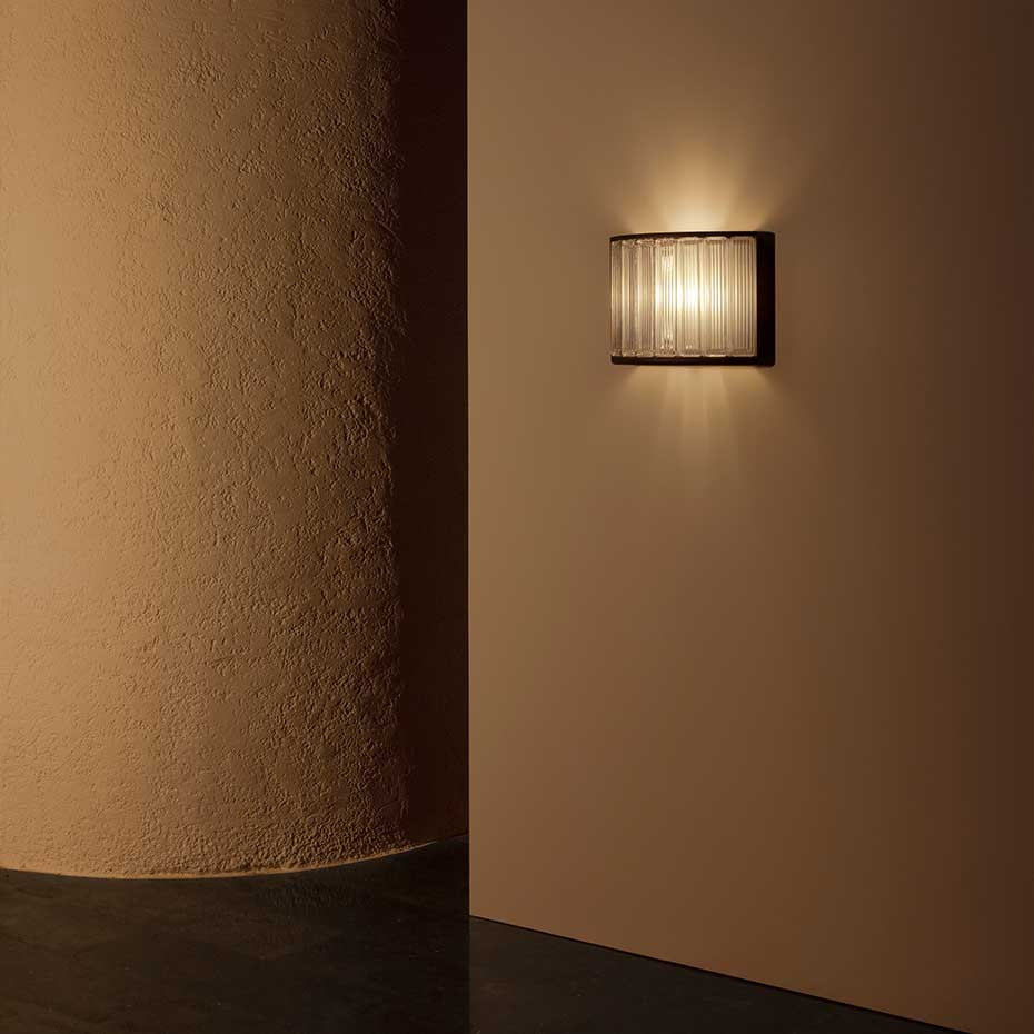 Estadio Vägglampa Texturized Black