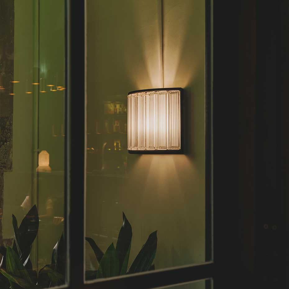 Estadio Vägglampa Texturized Black