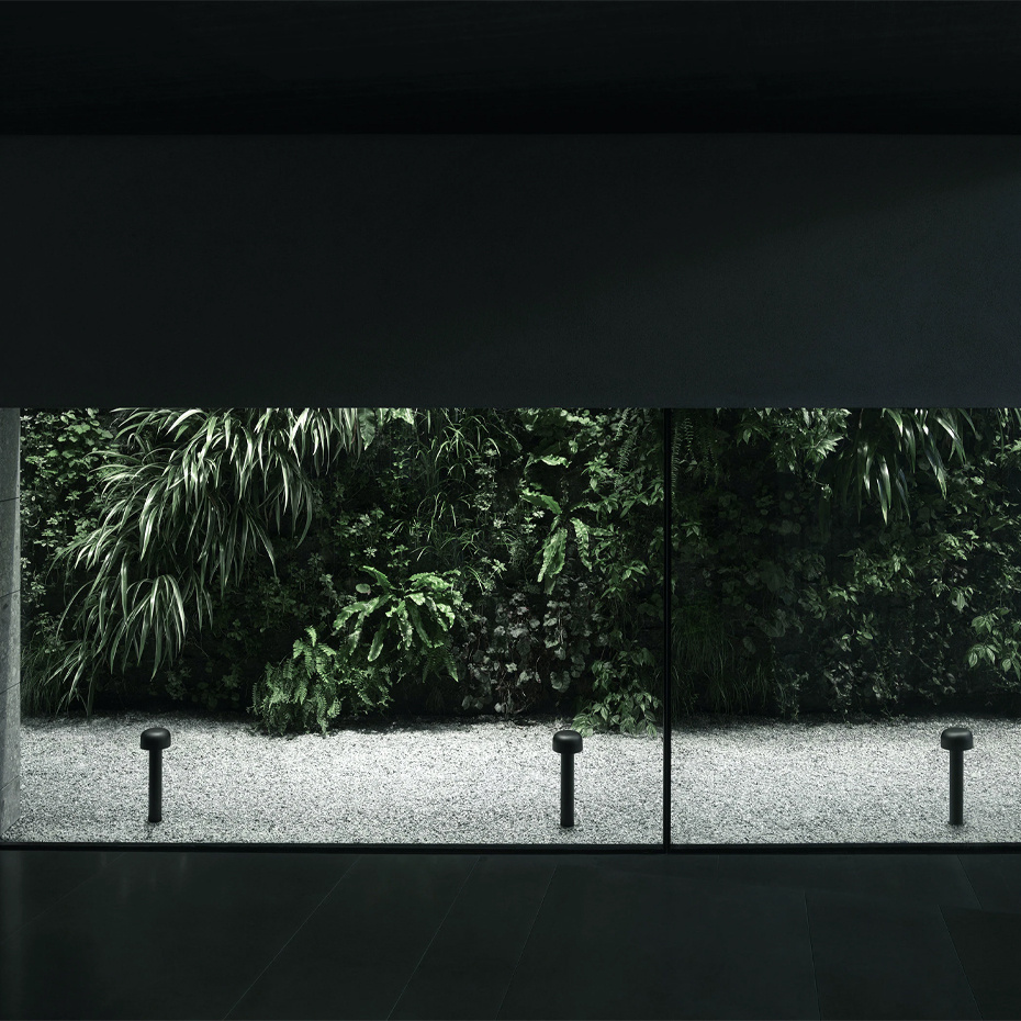 Bellhop Pollare H850 Black