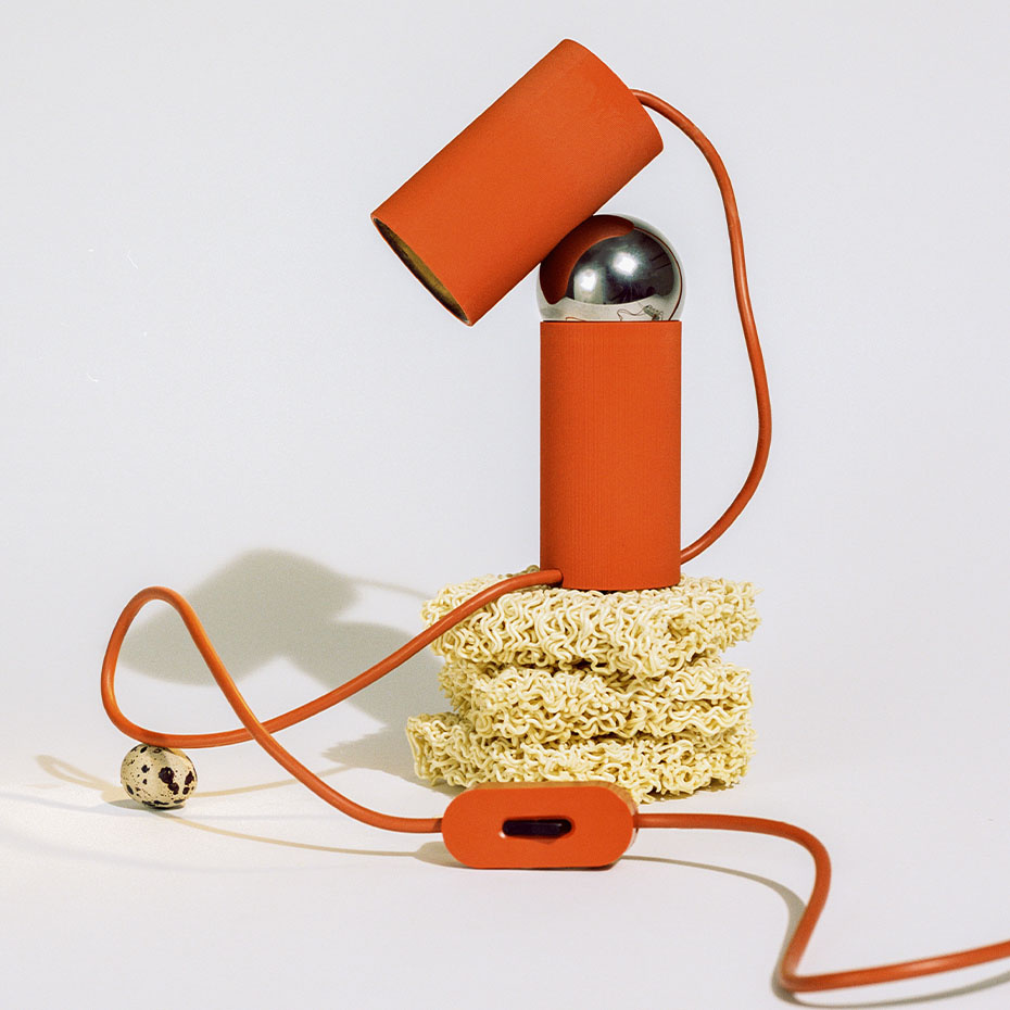 Bilboquet Bordslampa Tomato