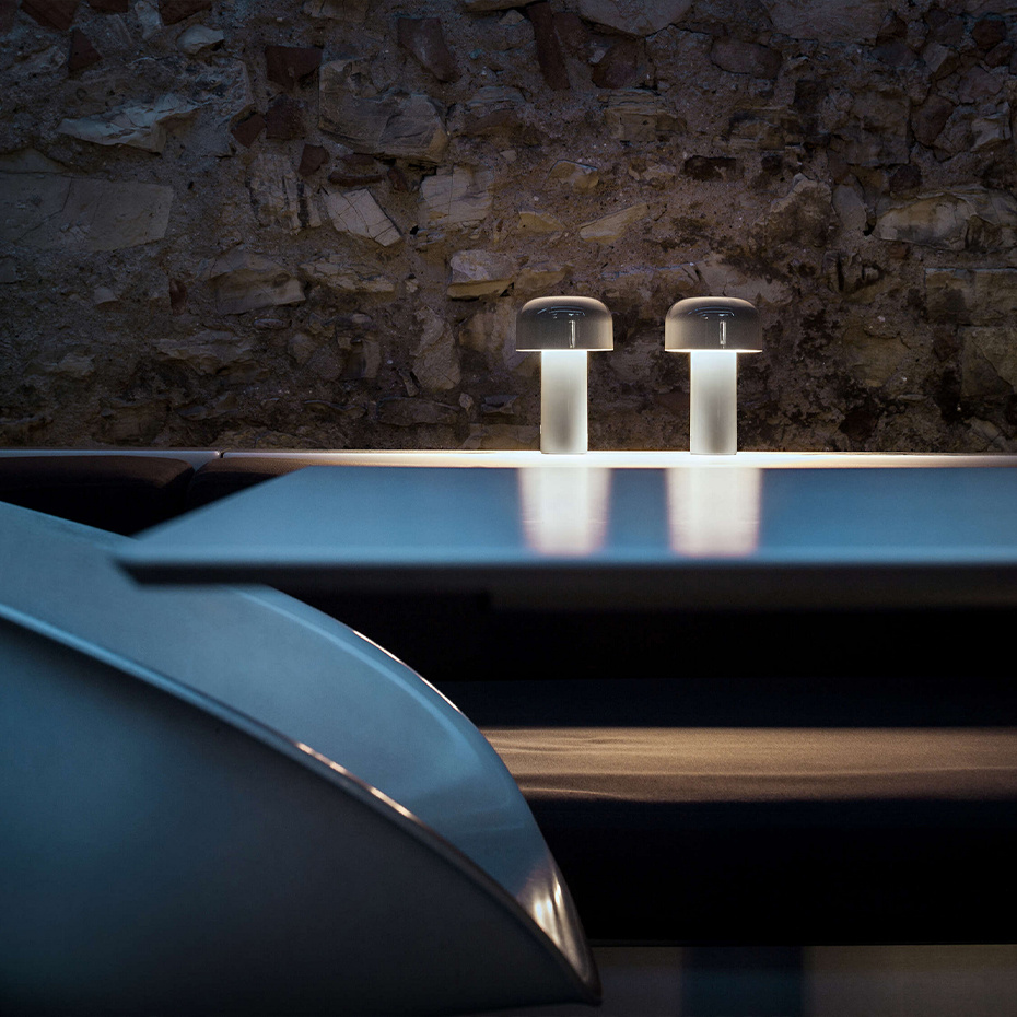 Bellhop Bordslampa White