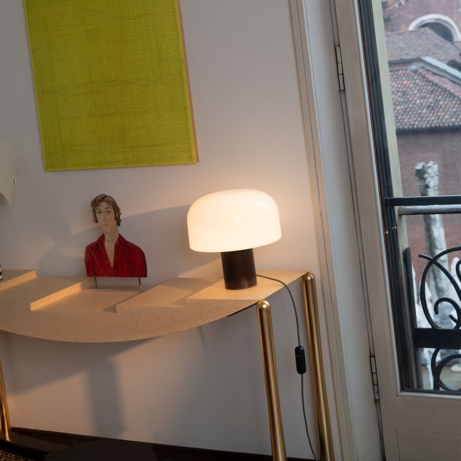 Bellhop Glass T Bordslampa Cioko