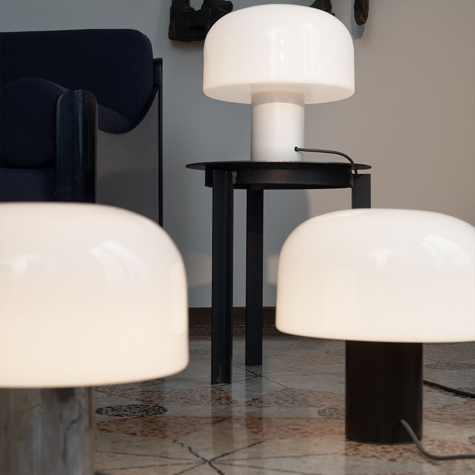 Bellhop Glass T Bordslampa Bright Aluminum