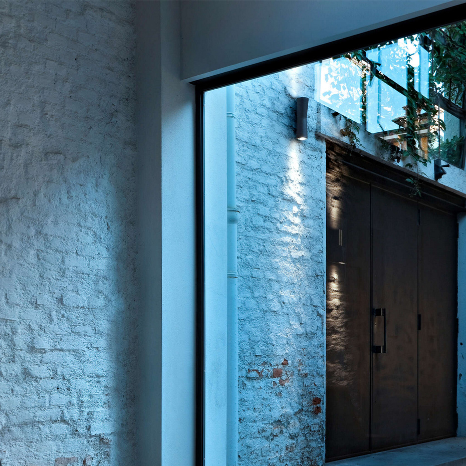 Clessidra 20°+20° Outdoor Vägglampa Deep Brown IP55