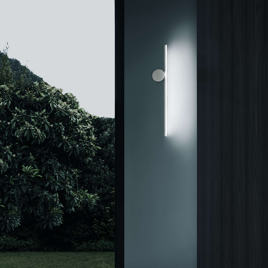 Coordinates W1 Vägglampa Argent Moon