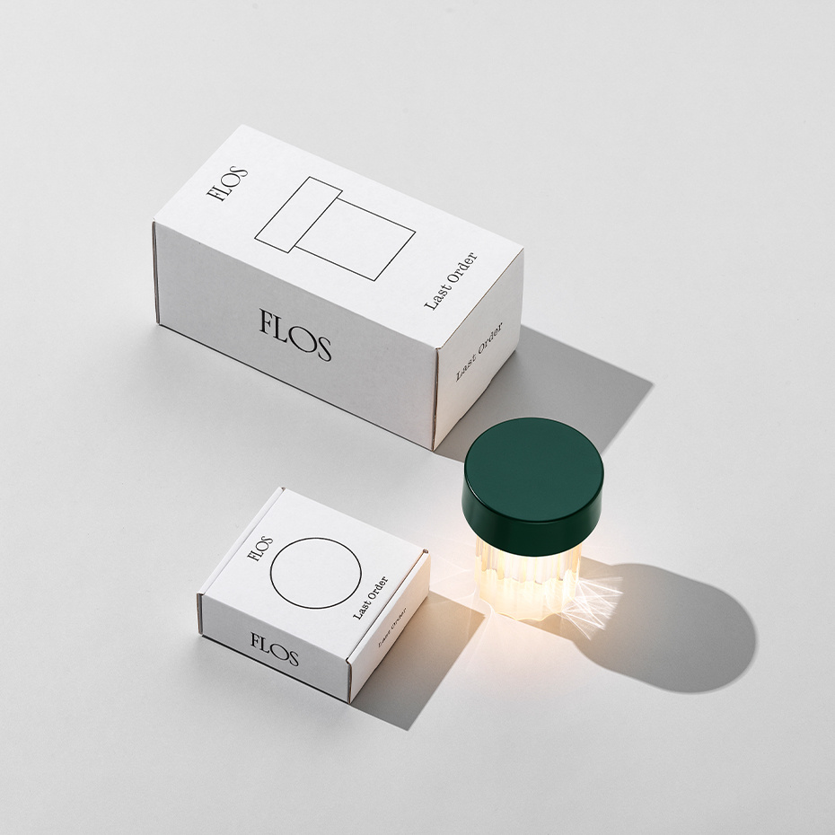 Last Order Fluted Bordslampa Matt Green (Outdoor)