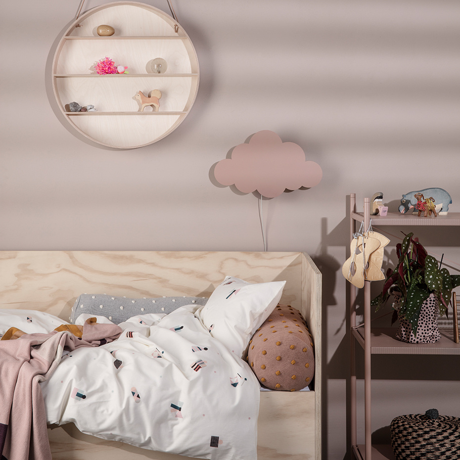 Cloud Lamp Vägglampa Oiled Oak