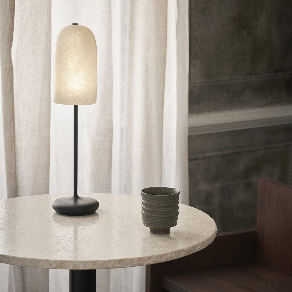 Gry Portable Bordslampa Black/Translucent