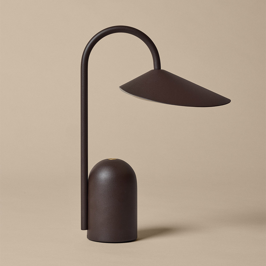 Arum Portable Bordslampa Dark Chocolate