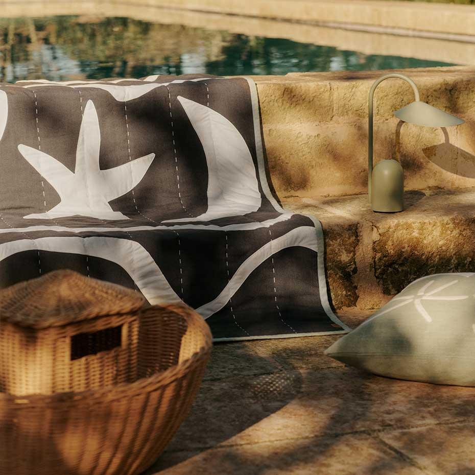 Arum Portable Bordslampa Tea Green