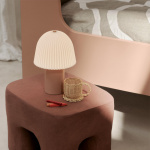 Frill Portable Bordslampa Rose/White Frill Portable Bordslampa Rose/White