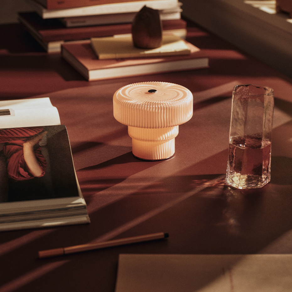 Ripple Portable Bordslampa Pale Rose