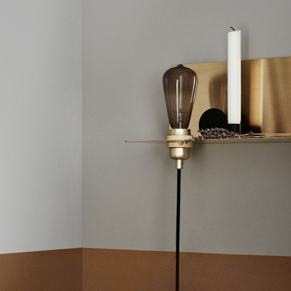 90° Vägglampa Brass