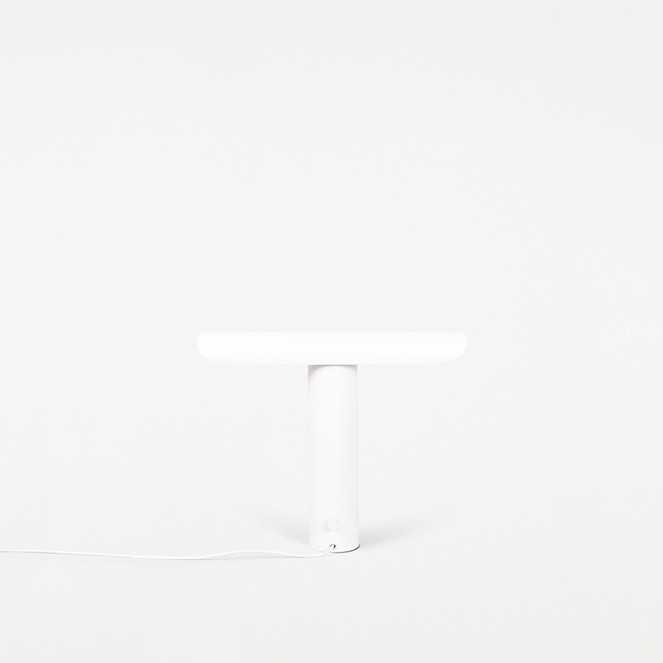 T-Lamp Bordslampa White