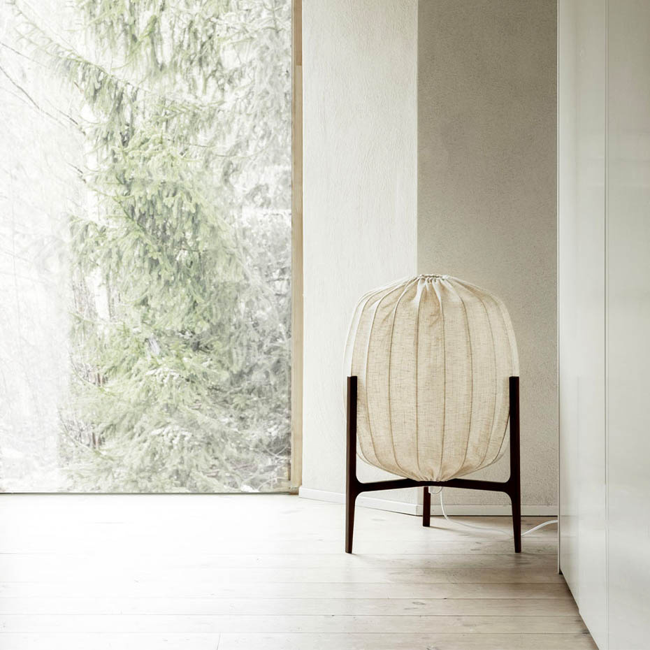 Prisma Golvlampa Mörk Ask/Natur