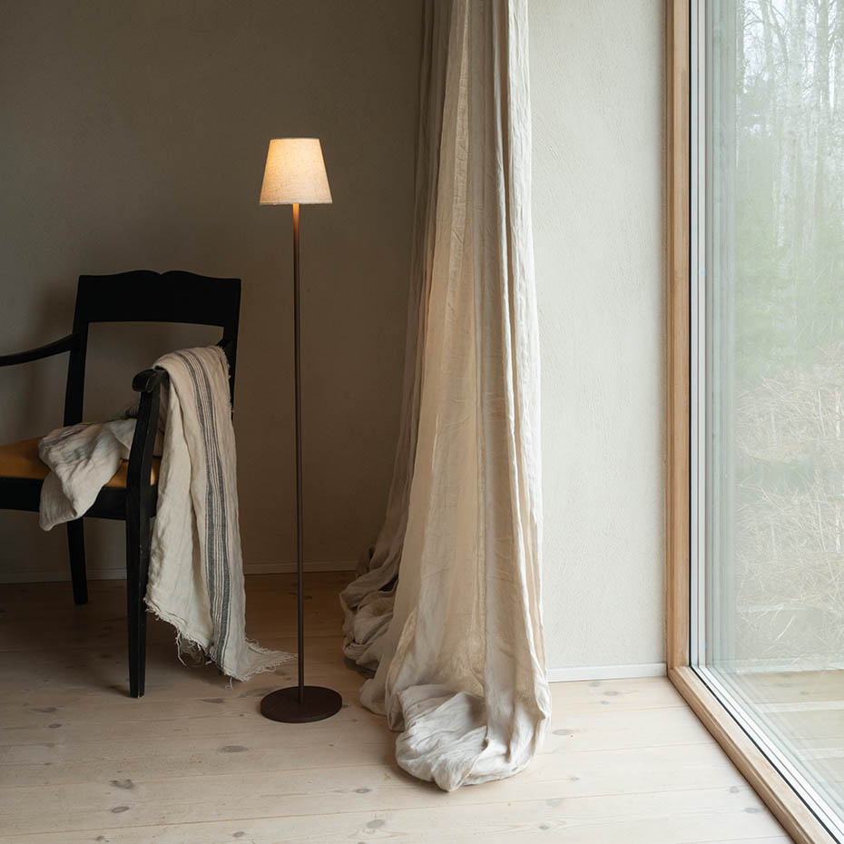 Tyra Portabel Golvlampa Brun/Natur