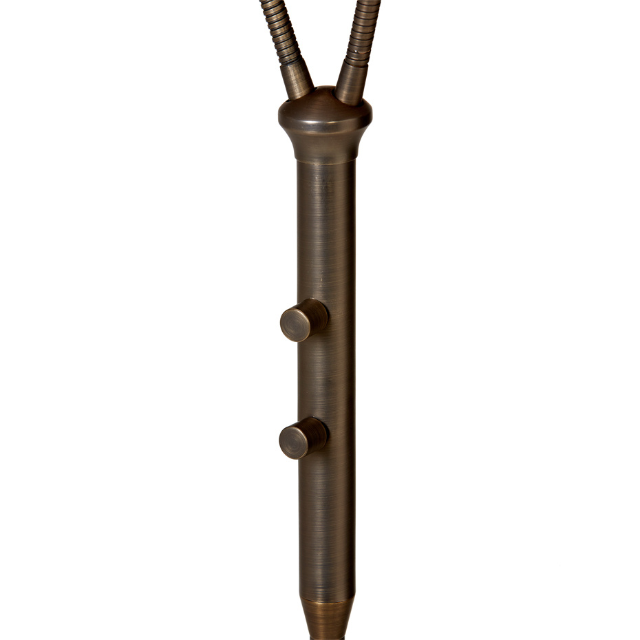 G 898 Koster Golvlampa Svart