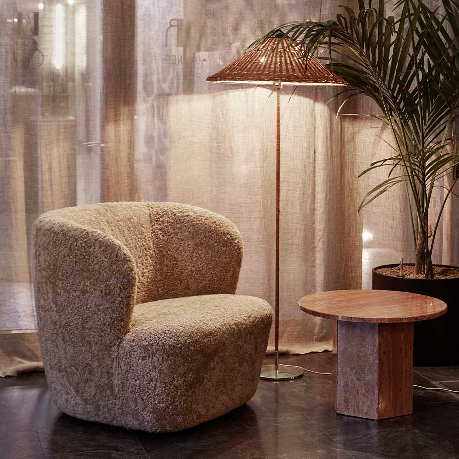 9602 Golvlampa Polished Brass/Wicker Willow