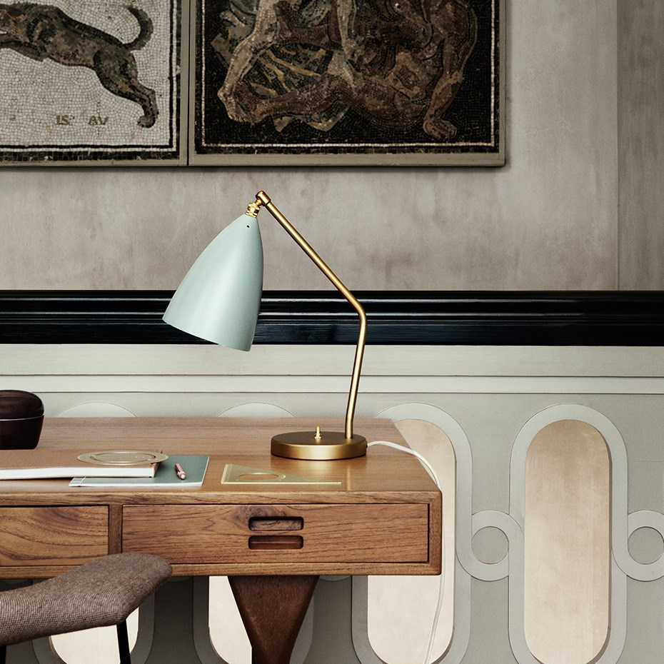 Gräshoppa Bordslampa Black Semi Matt