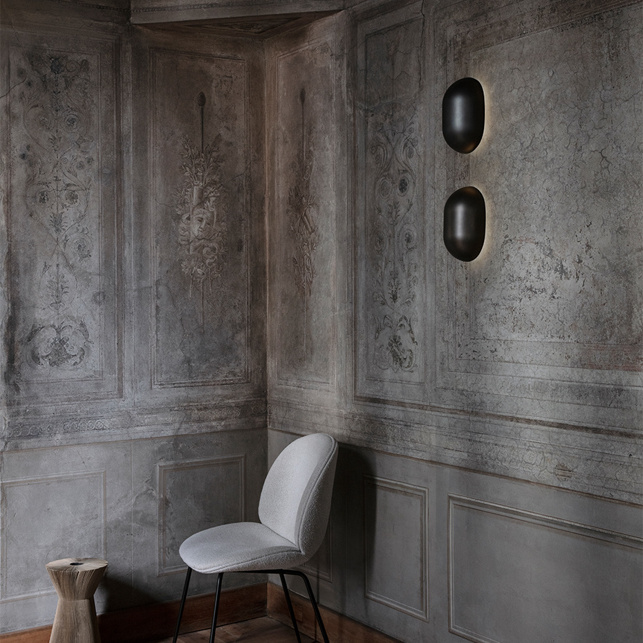 Howard Vägglampa Gunmetal