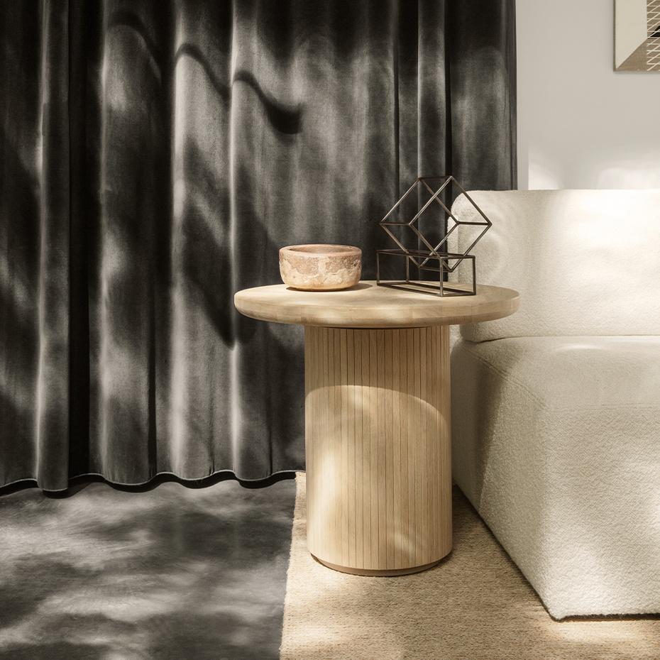 Moon Coffee Table Ø60cm Soaped Oak