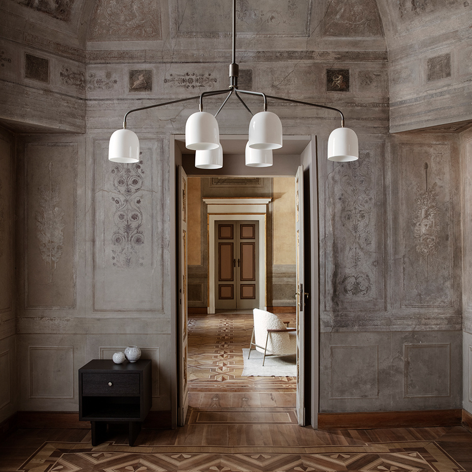 Howard Ljuskrona 6 Arm Bone China