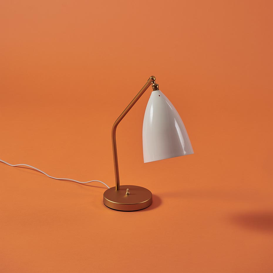 Gräshoppa Bordslampa Alabaster White Glossy