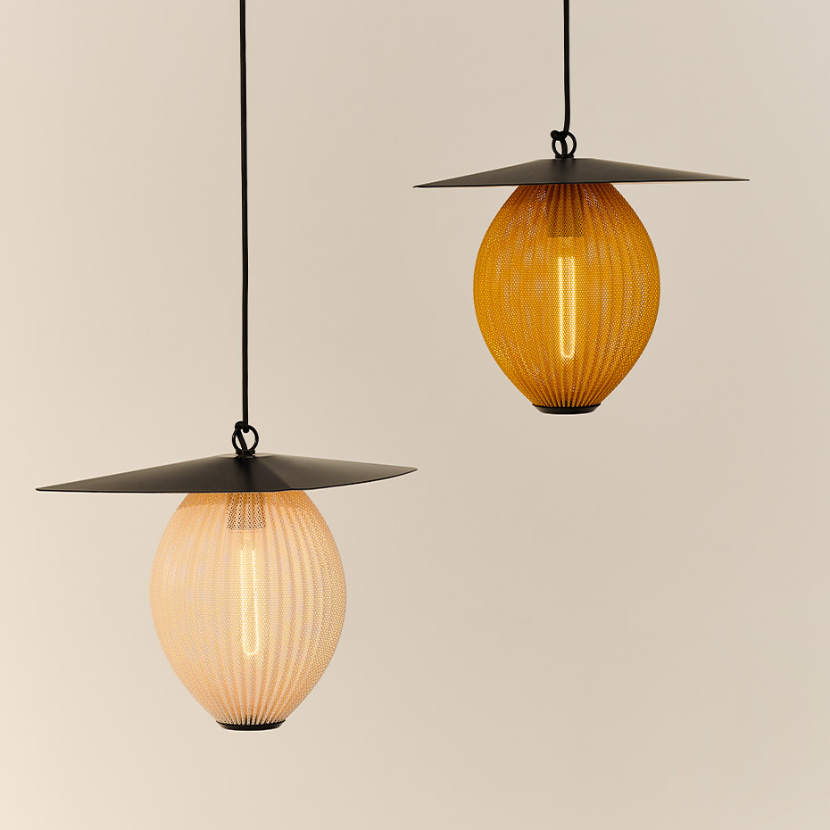 Satellite Outdoor Pendel Large Cream White Semi Matt