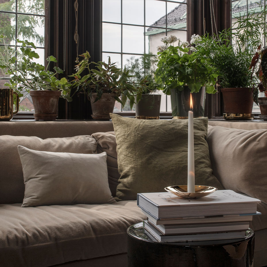 Holocene No. 6 Ilse Crawford Ljushållare Polished Brass