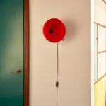 Matin Vgglampa 380 Polished Brass/Bright Red