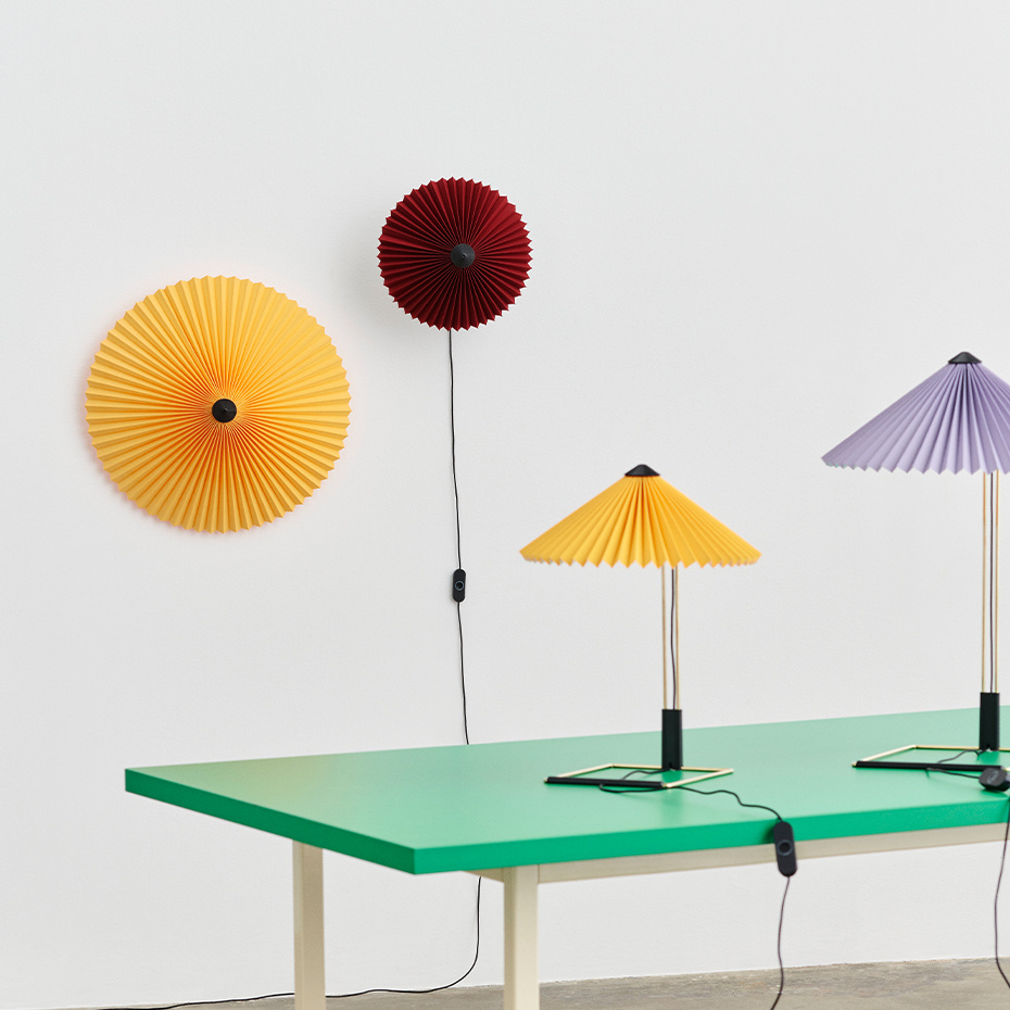 Matin Vägglampa 380 Polished Brass/Peach