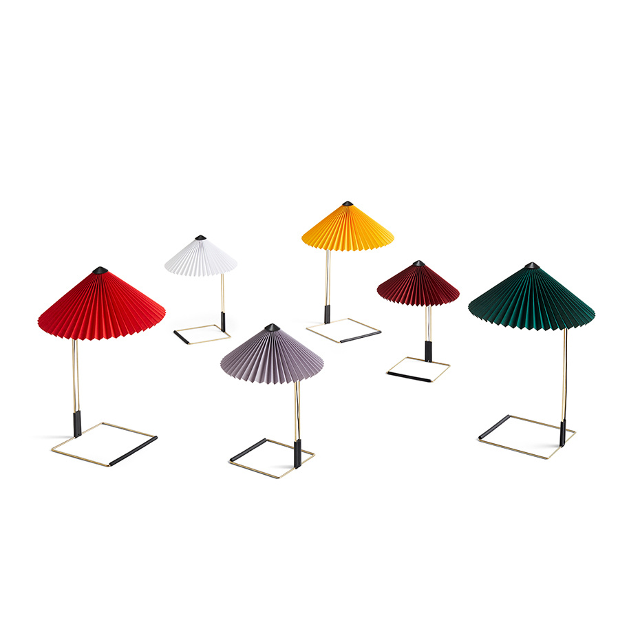 Matin Bordslampa 380 Polished Brass/Oxide Red