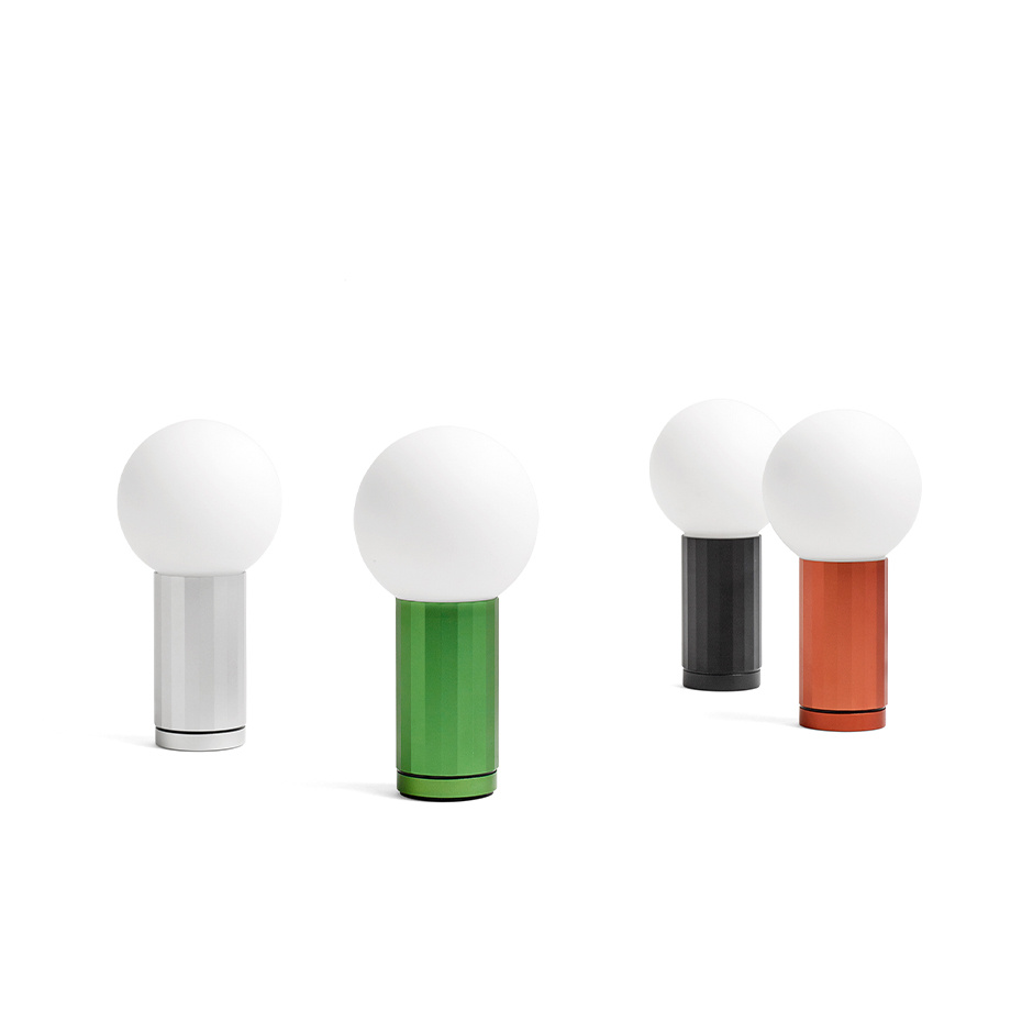 Turn On Bordslampa Aluminium