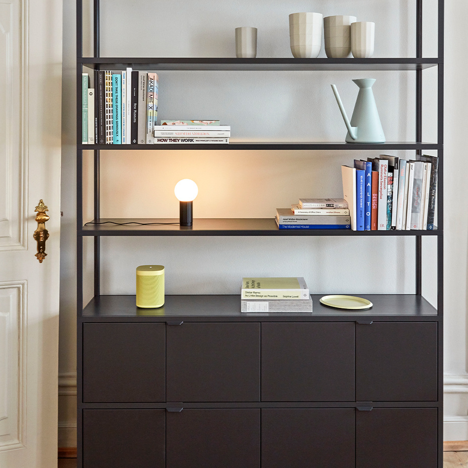 Turn On Bordslampa Black