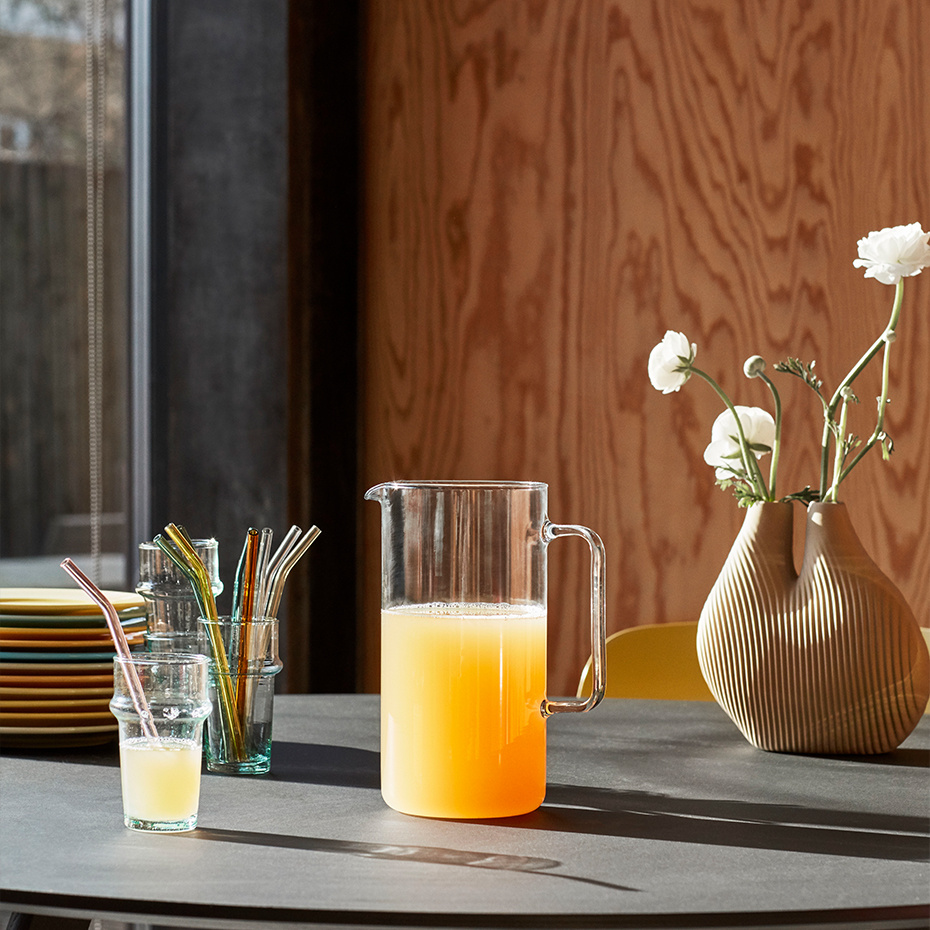 W&S Chamber Vase Light Beige