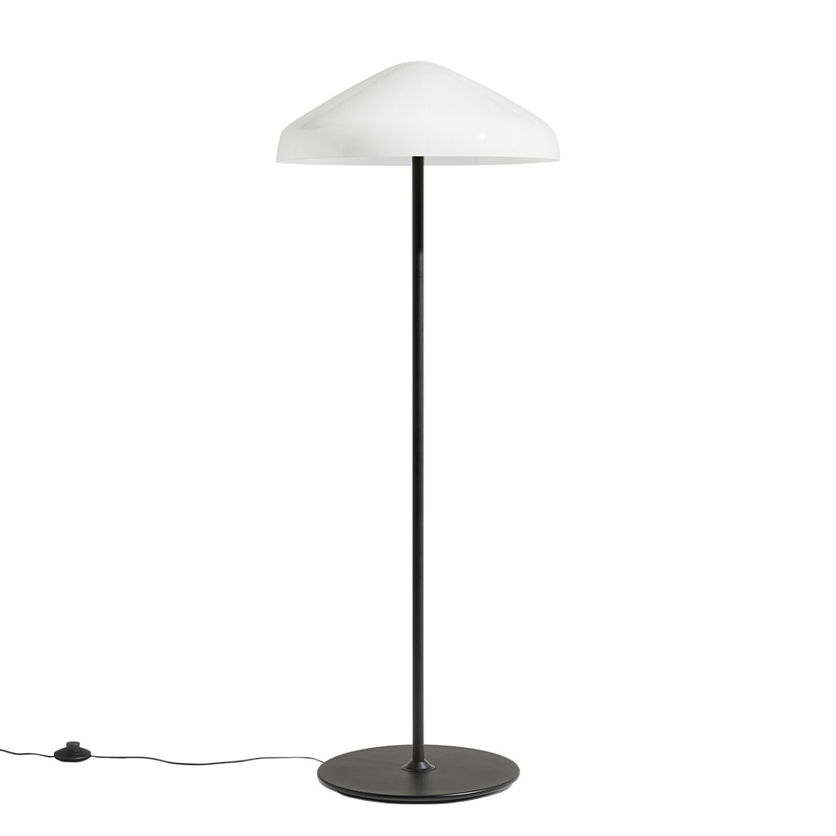 Pao Glass Golvlampa White Opal Glass