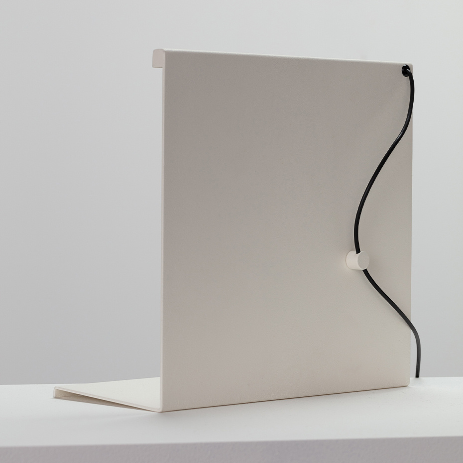 LBM Bordslampa Cream White