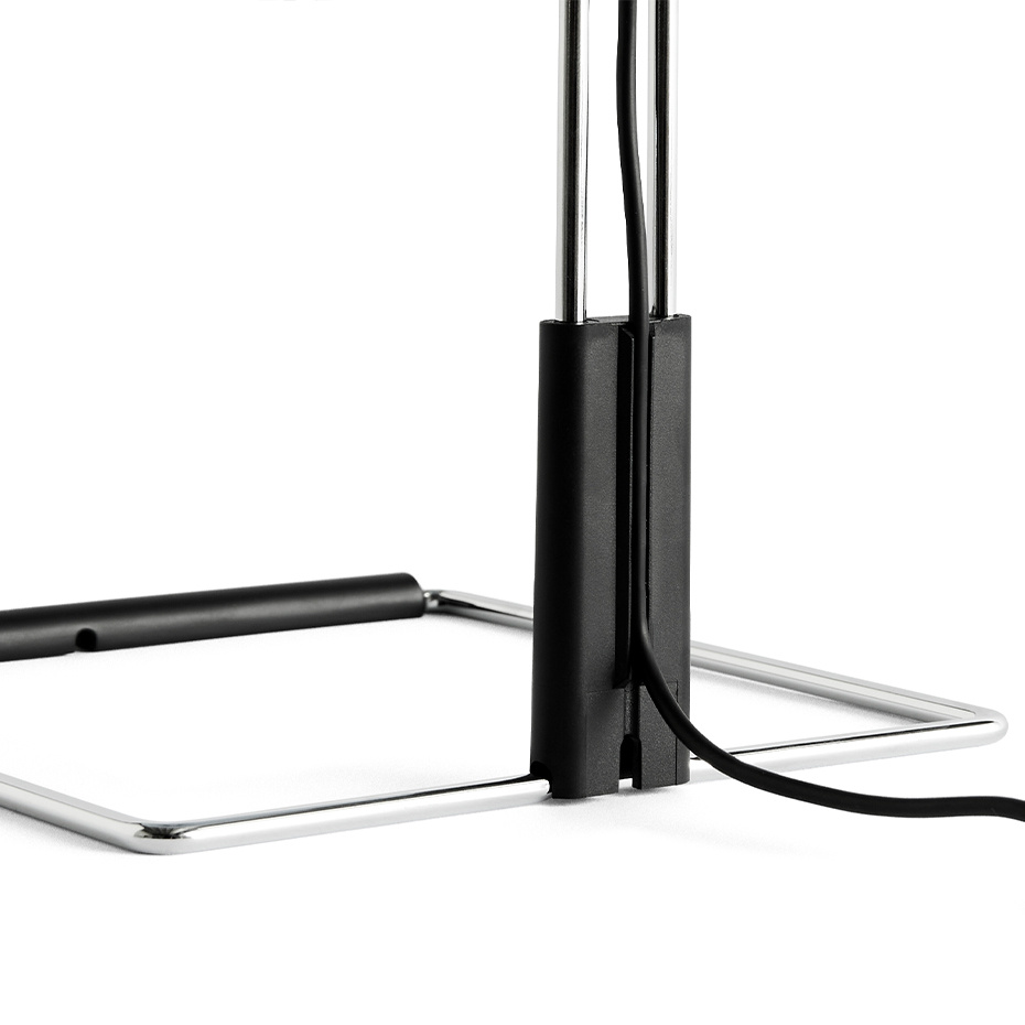 Matin Bordslampa 300 Mirror Plated Steel/Lavender